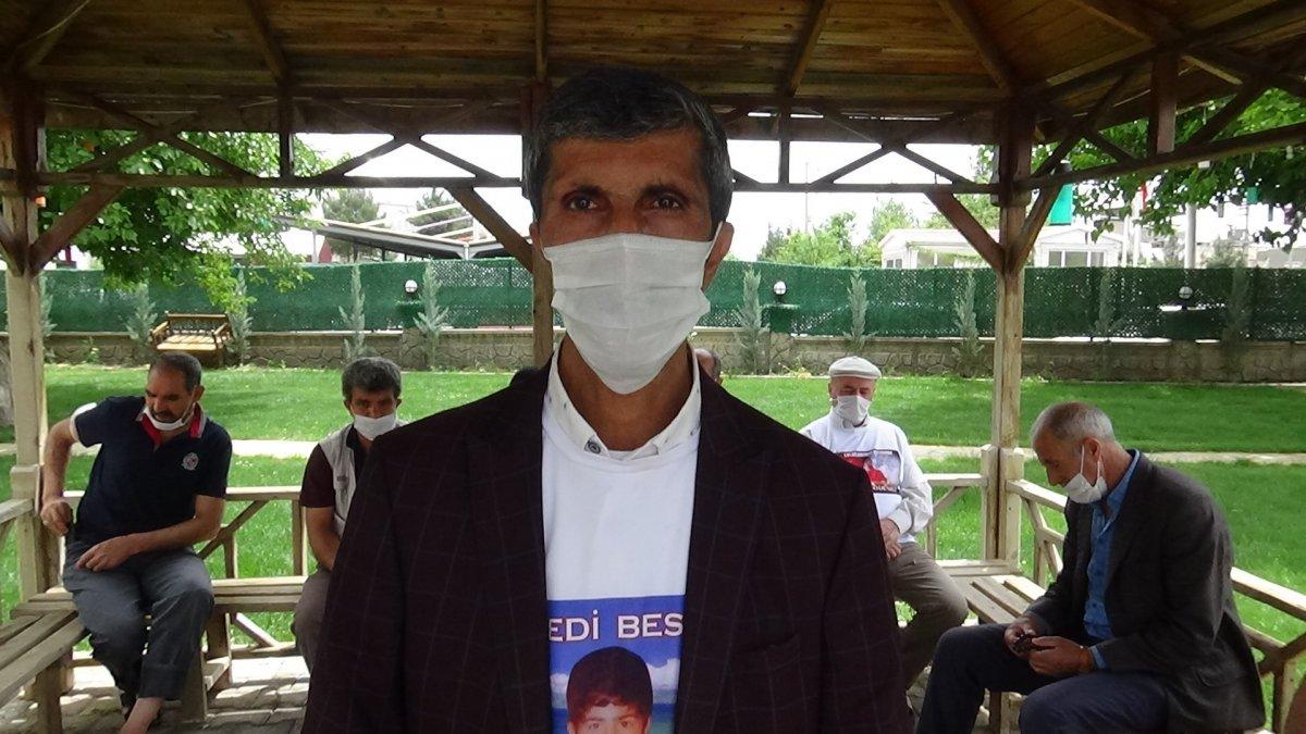 Evlat nöbetine devam eden baba: Teslim olacaklarına inanıyorum