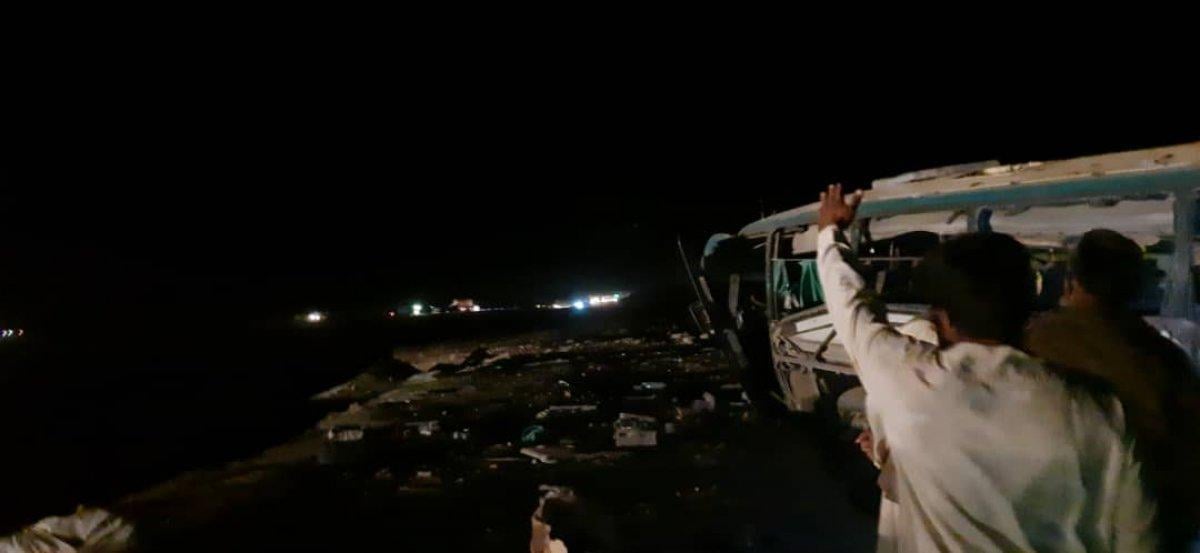 Afganistan’da yolcu otobüsüne bombalı saldırı