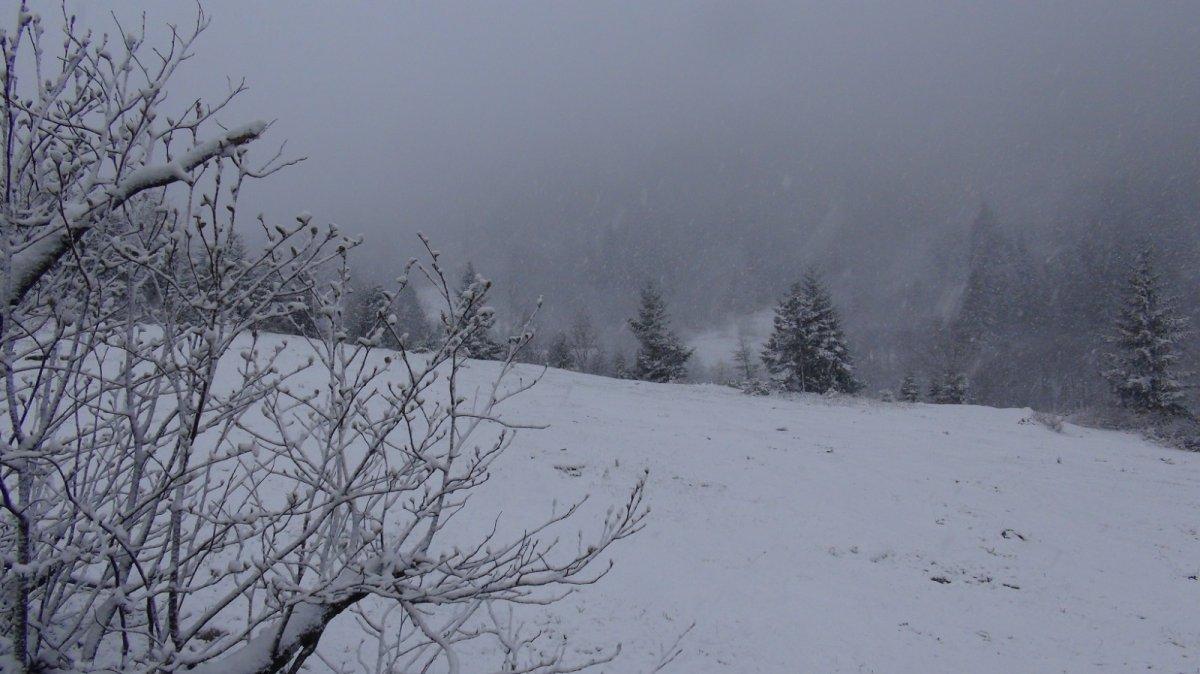 Rize yaylalarında kar sürprizi