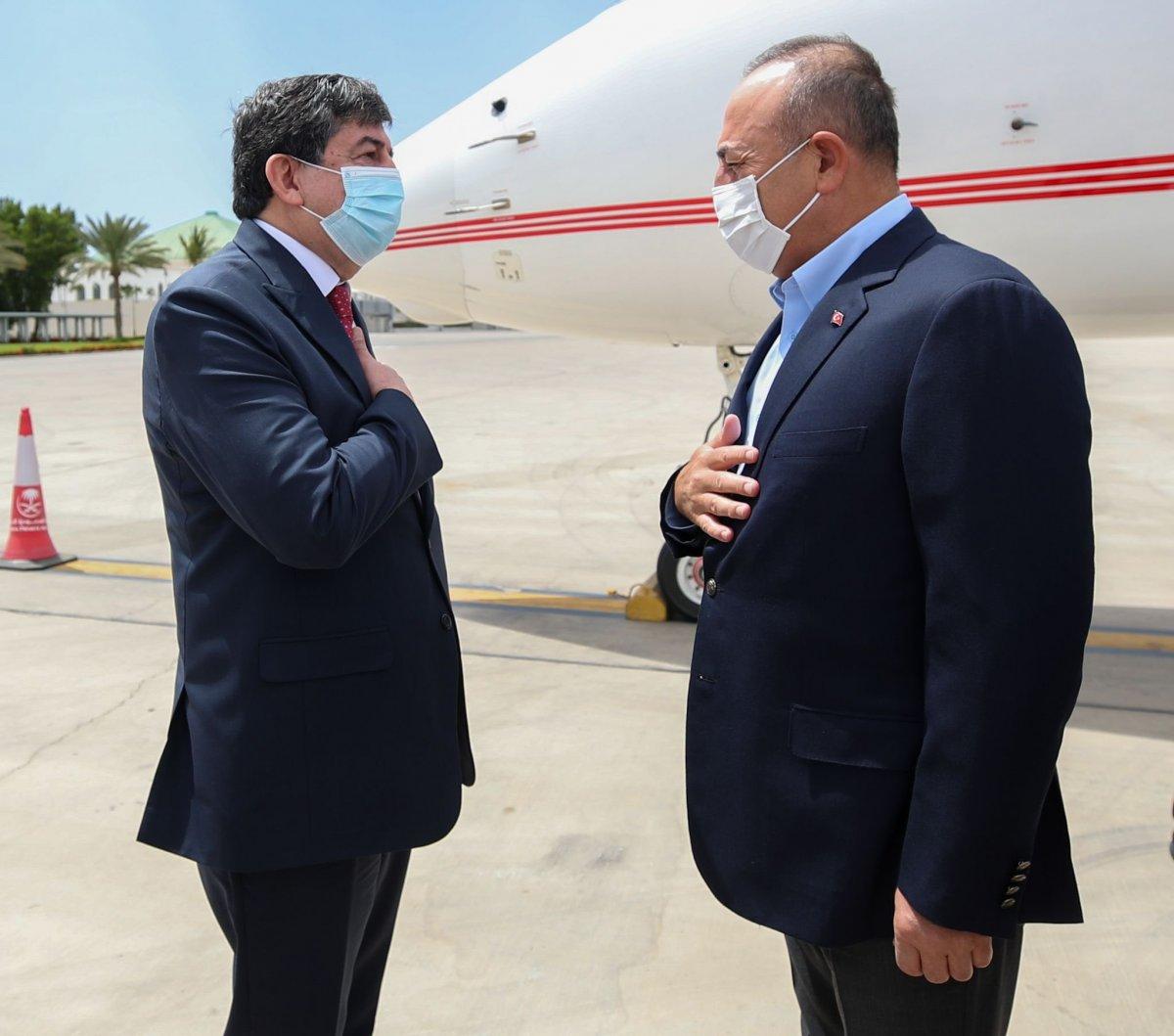 Mevlüt Çavuşoğlu, Suudi Arabistan'a gitti