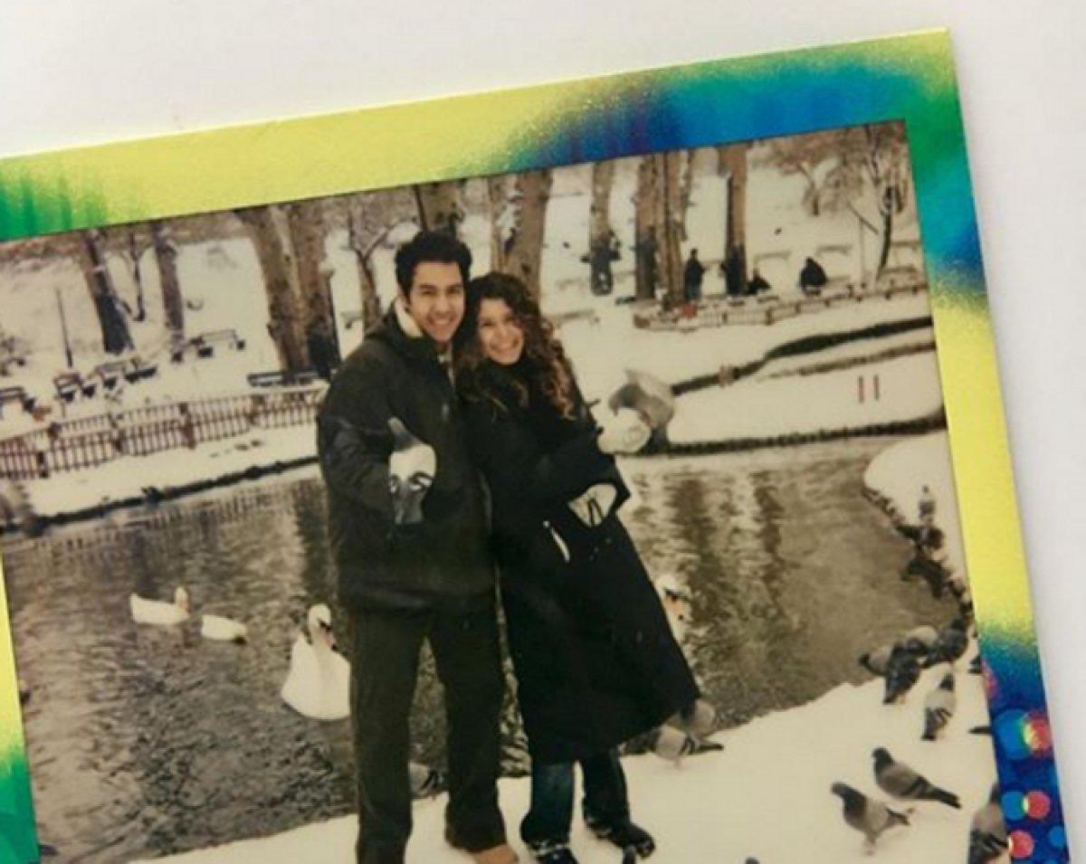 Beren Saat, eski sevgilisi bu yıl da unutmadı