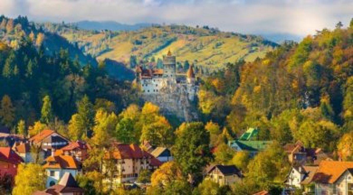 Drakula Kalesi'ne aşı merkezi kuruldu: 100 yıl boyunca ücretsiz giriş hakkı