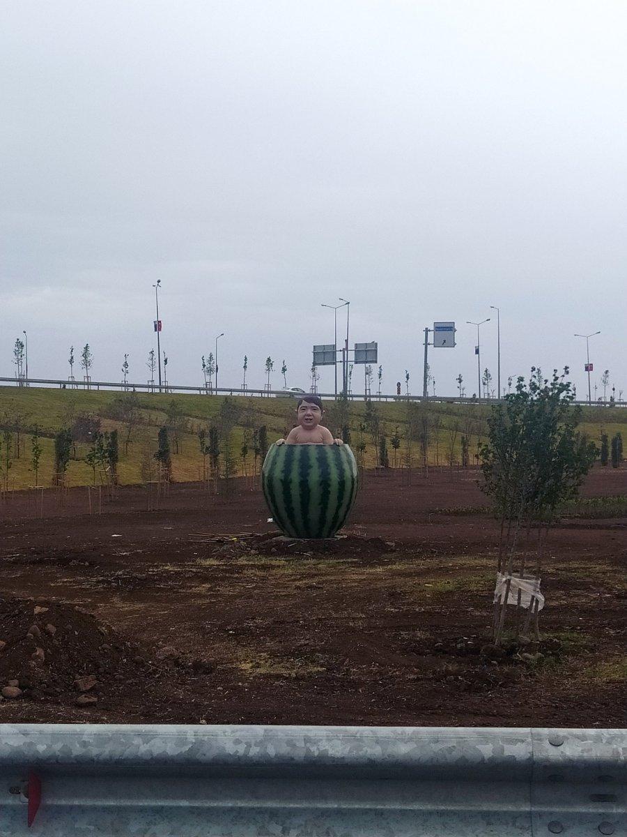 Diyarbakır karpuz heykeli