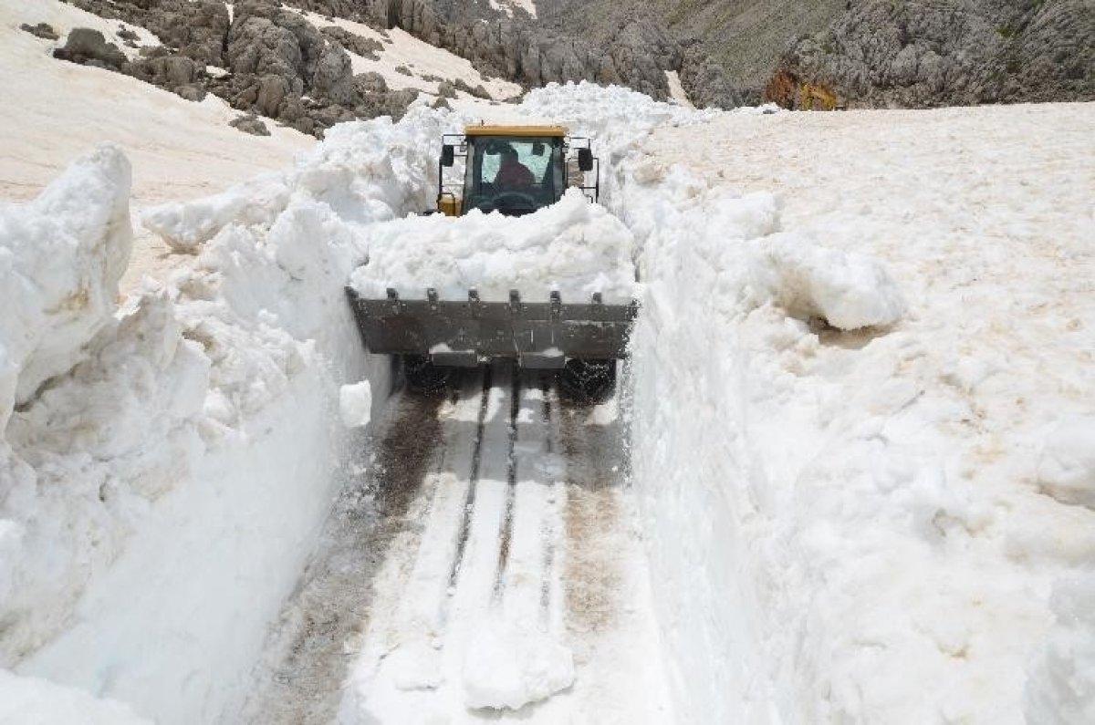 Antalya'da iki mevsim bir arada