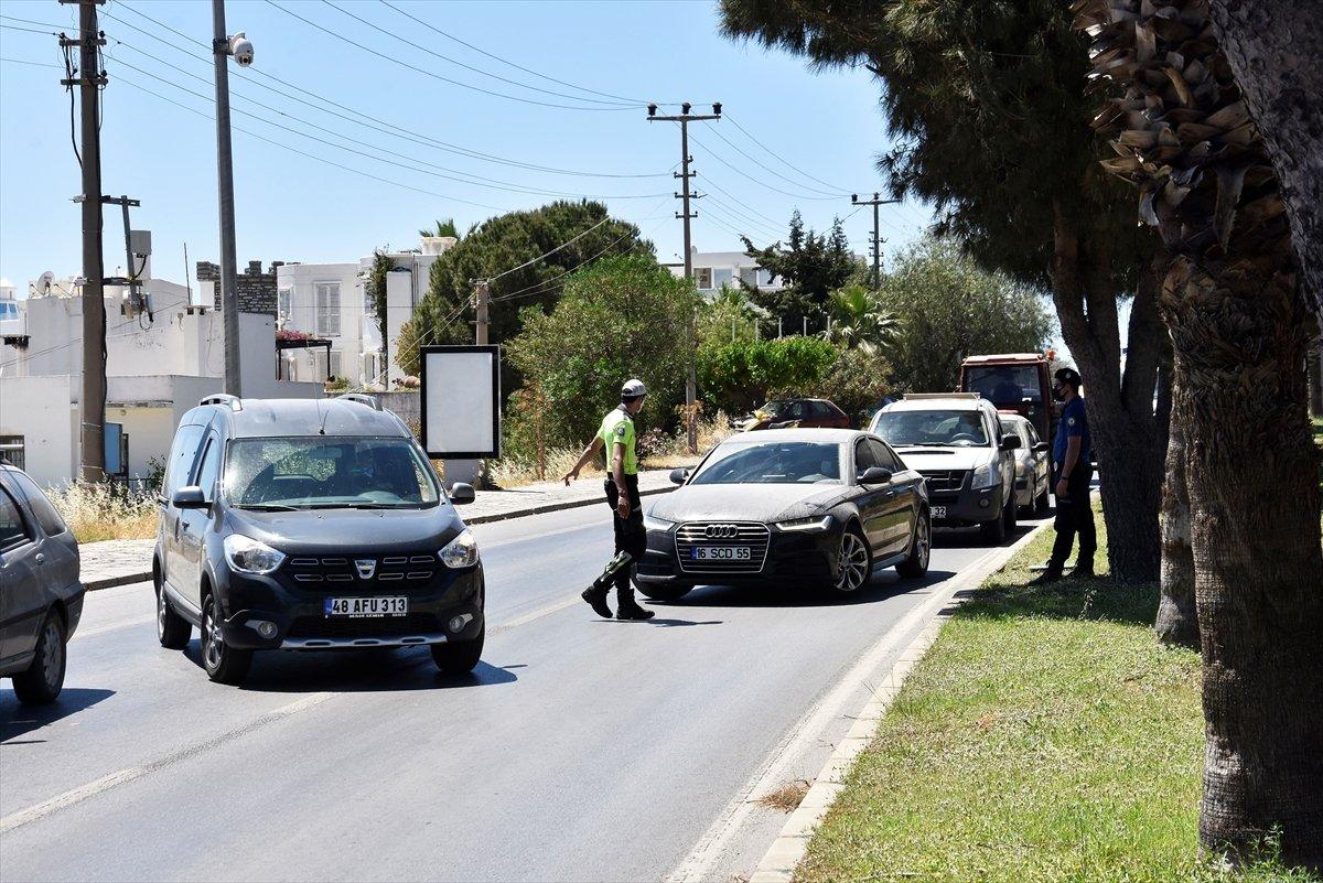 Antalya ve Muğla'da tam kapanma sessizliği sürüyor