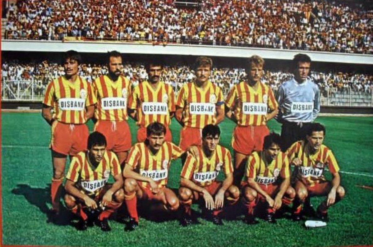 Süper Lig'de son iki haftaya lider girip şampiyonluğu kaybedenler