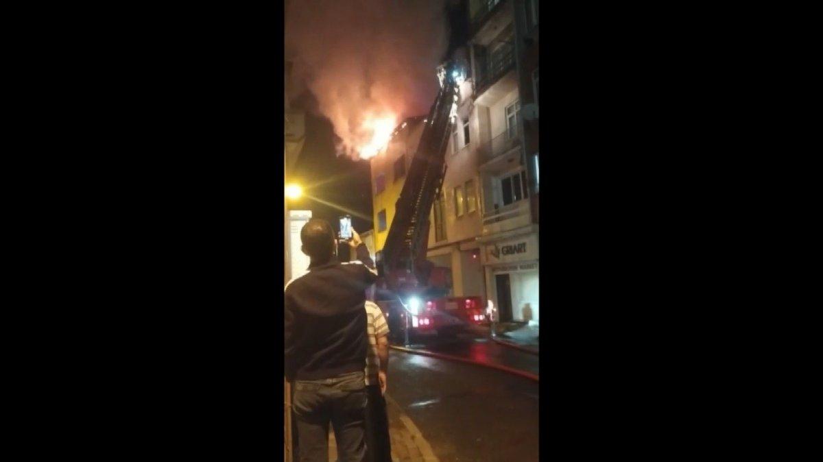 Bayrampaşa'da korkutan yangın
