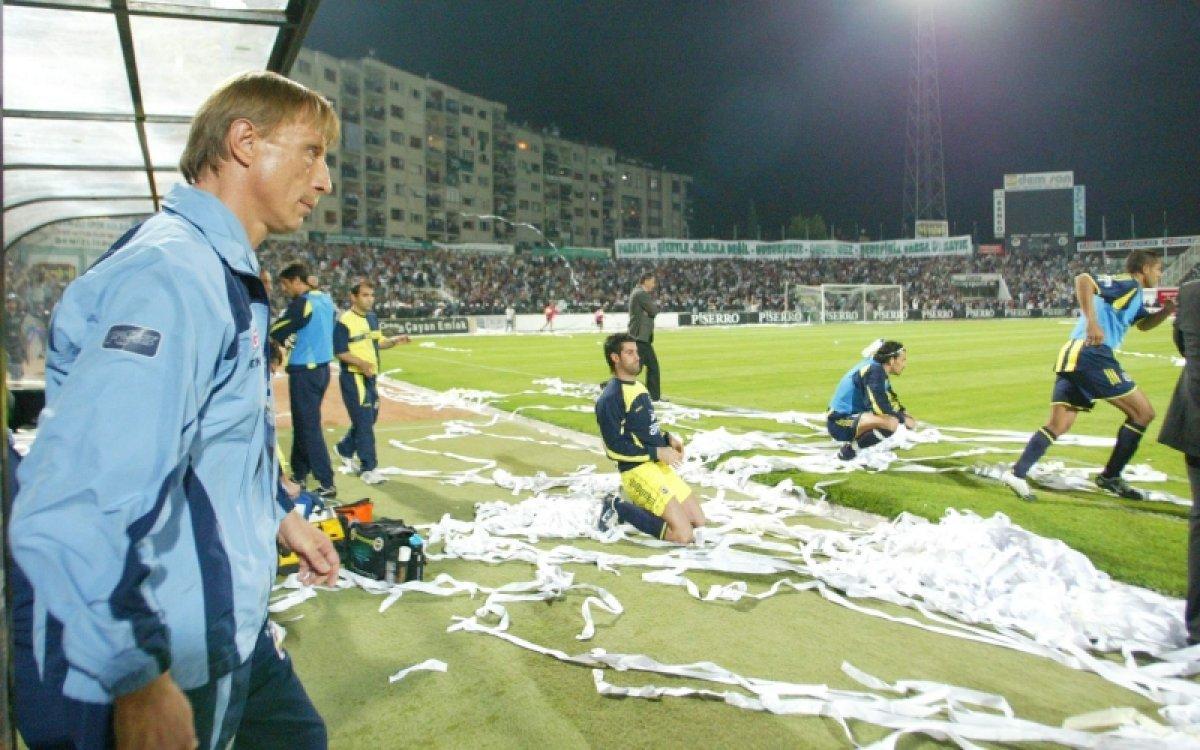 Süper Lig'de son iki haftaya lider girip şampiyonluğu kaybedenler