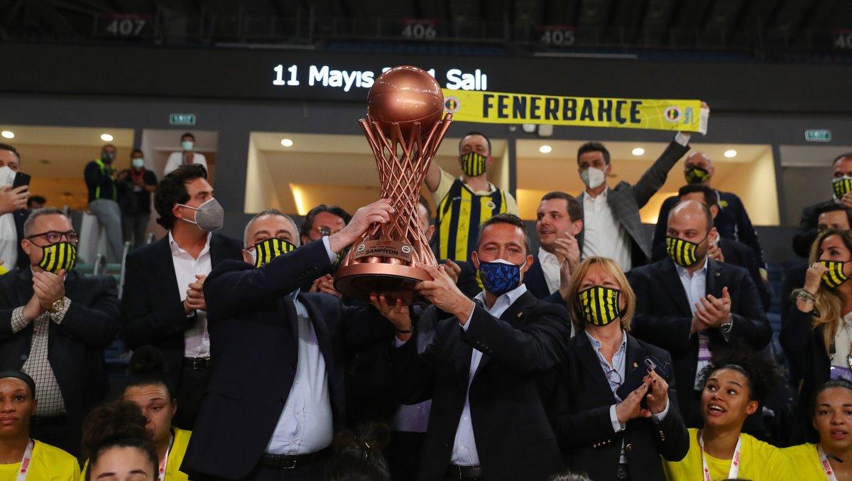 Kadınlar Basketbol Ligi'nde şampiyon Fenerbahçe