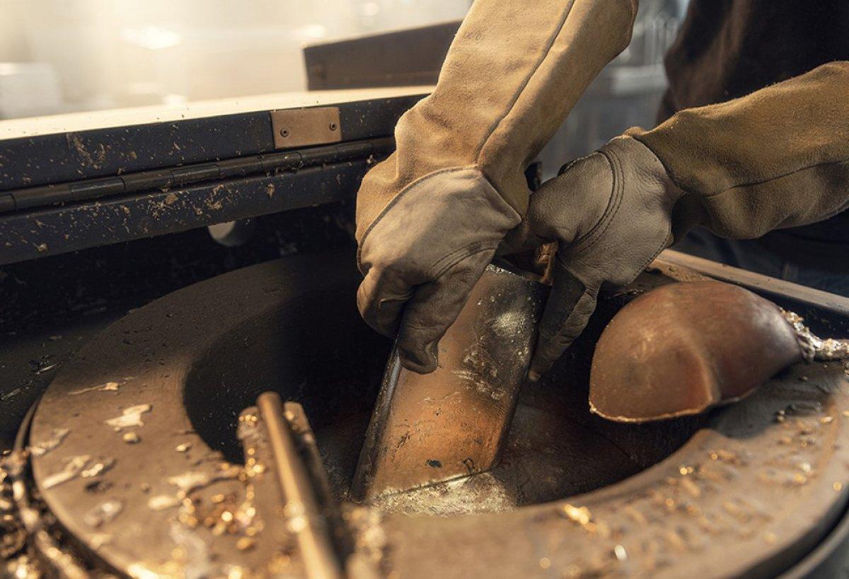 Ajax kupayı eritip taraftara gönderdi