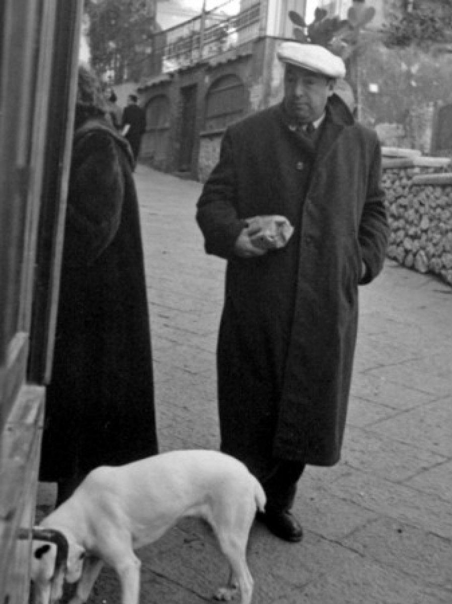 Pablo Neruda kimdir?