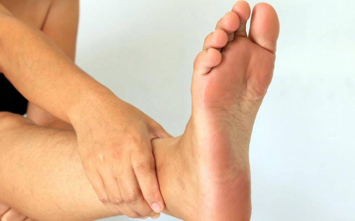 Ayak şişmesinin 6 olası nedeni