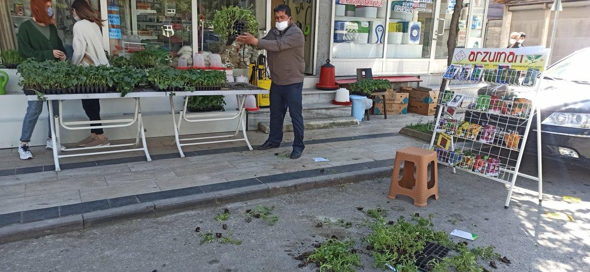 Düzce'de, İsrail'in saldırganlığına karşı tohum ve fideler yere saçıldı