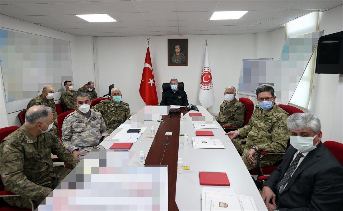 Hulusi Akar: İdlib’de huzur ve güvenliği sağlamakta kararlıyız