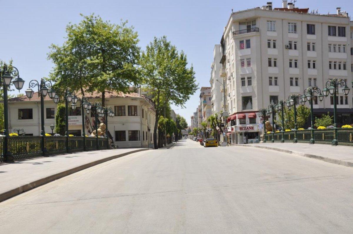 Eskişehir sokaklarında sessizlik hakim