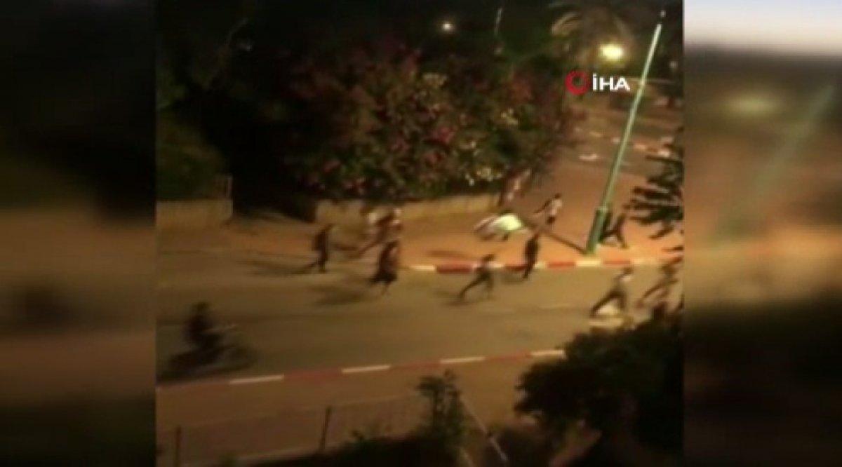 Fanatik Yahudiler Lod kentinde camilere saldırdı