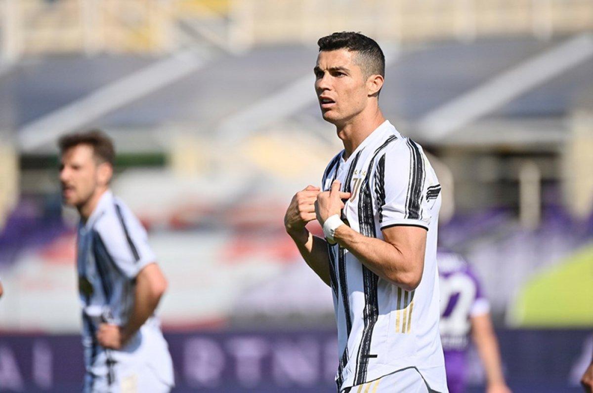 Cristiano Ronaldo tarihe geçti