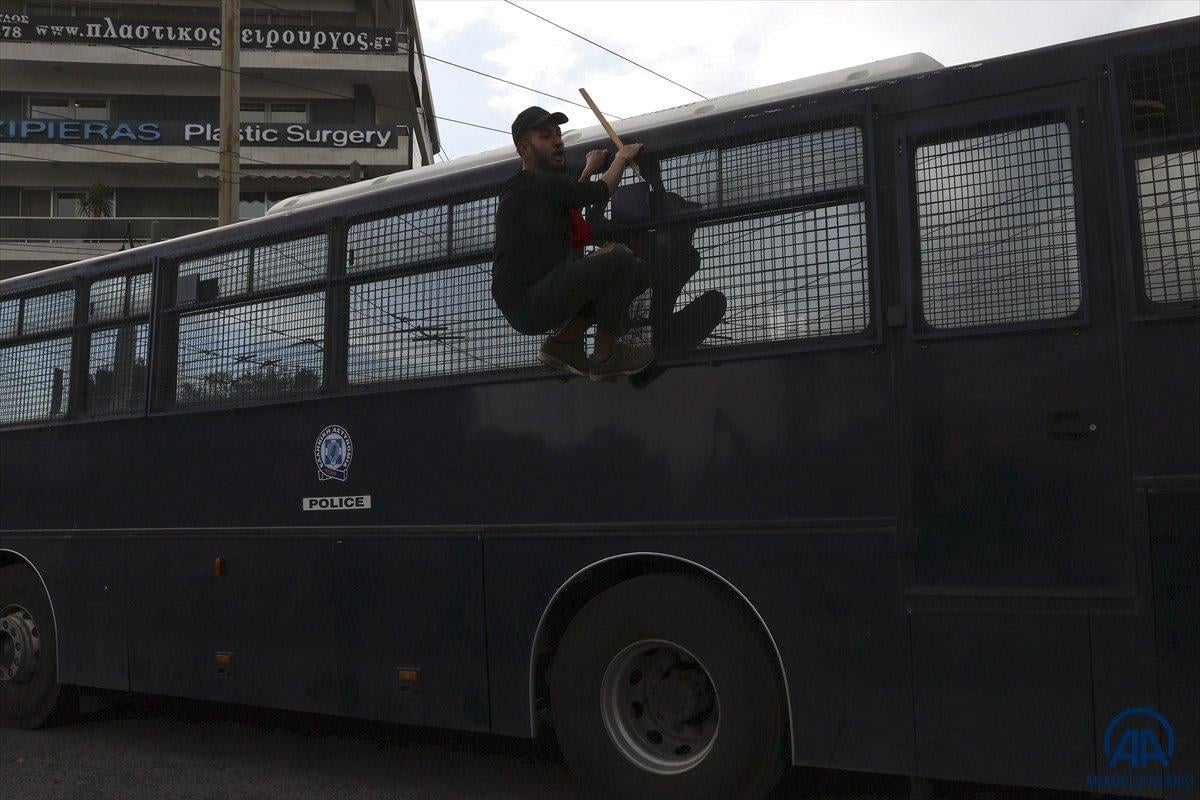 Yunanistan'da İsrail'i protesto eden göstericilere polis müdahalesi