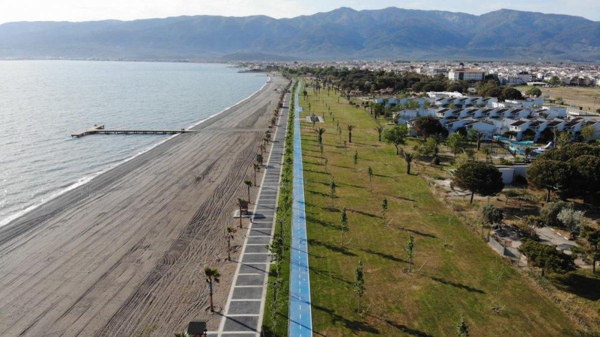Balıkesir'de plajlar boş kaldı