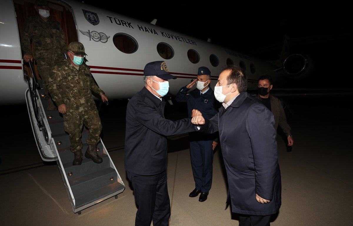 Hulusi Akar, Pençe Şimşek ve Pençe Yıldırım operasyonlarına komuta etti