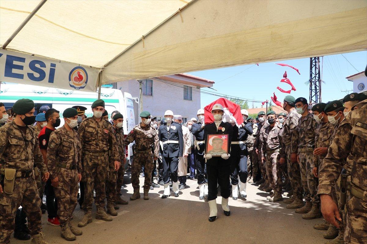 Şehit polis Veli Kabalay, Denizli'de toprağa verildi