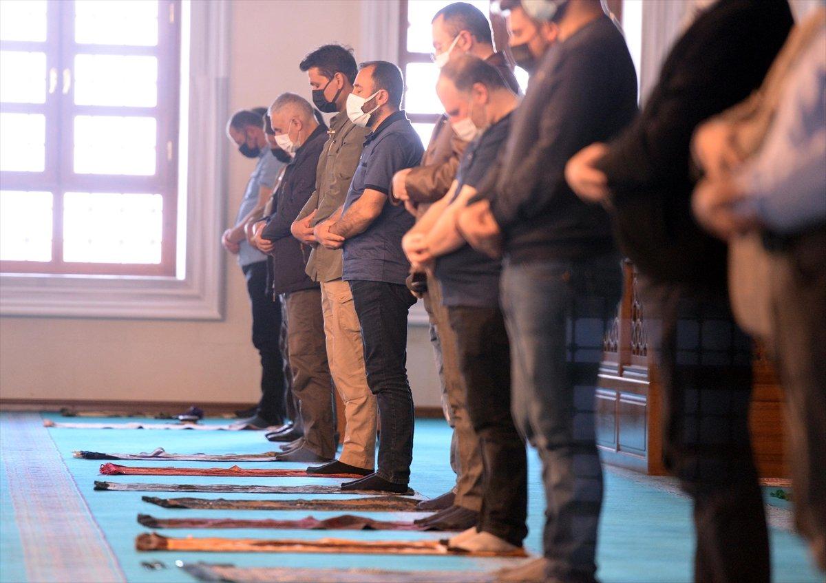 Cuma hutbesinde Mescid-i Aksa ve Kudüs için dua edildi