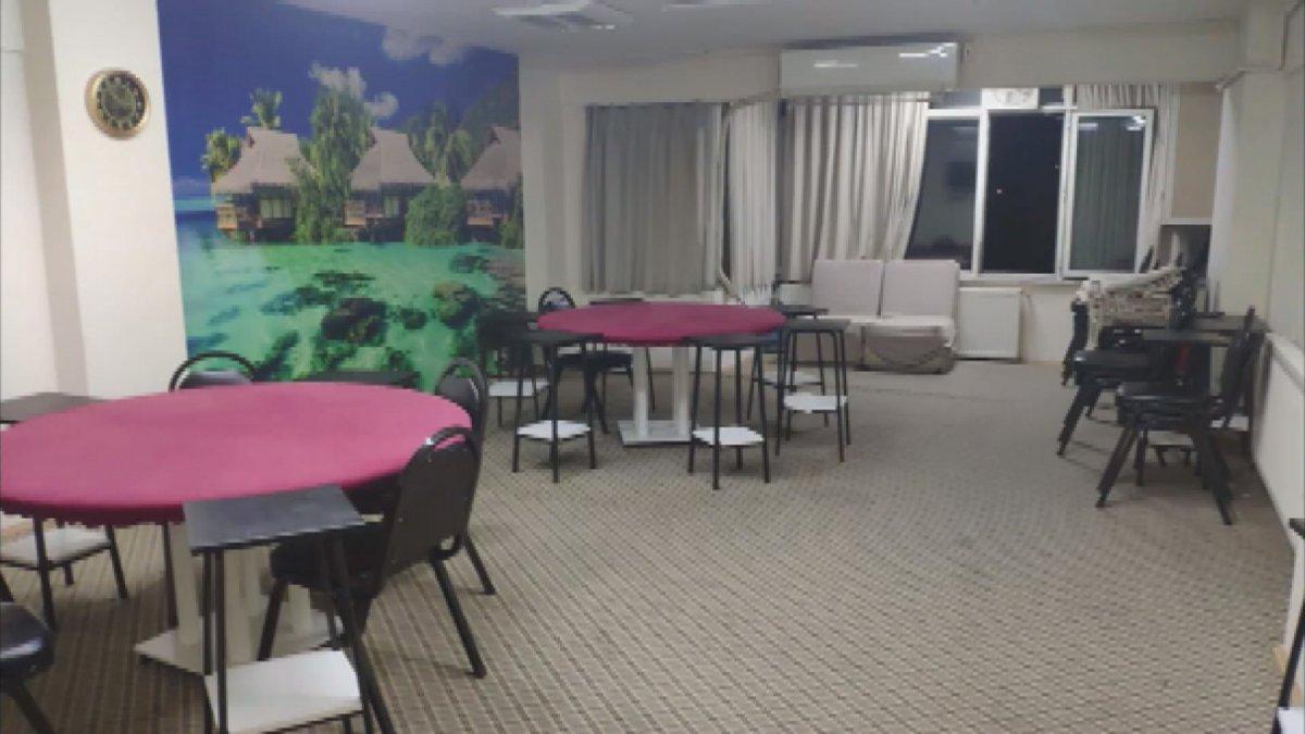 Şişli'de kahvehane baskını: Çatıya saklandılar