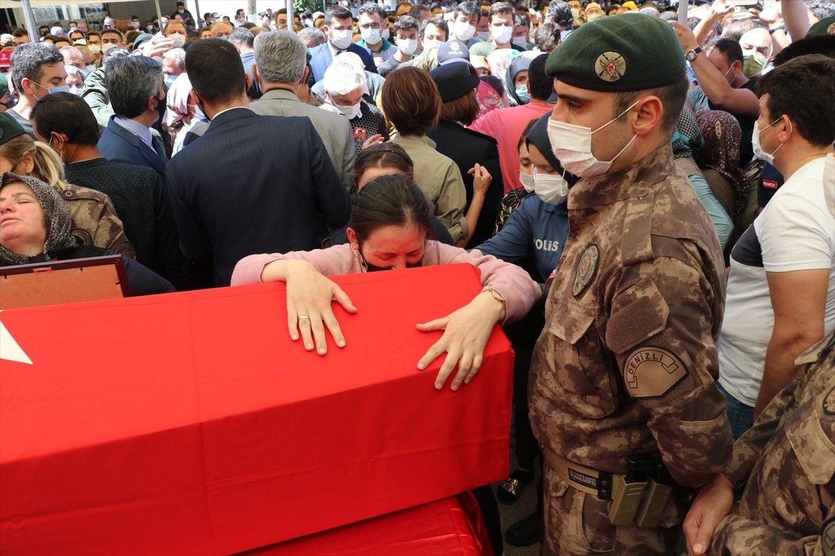 Şehit polis Veli Kabalay, Denizli'de toprağa verildi