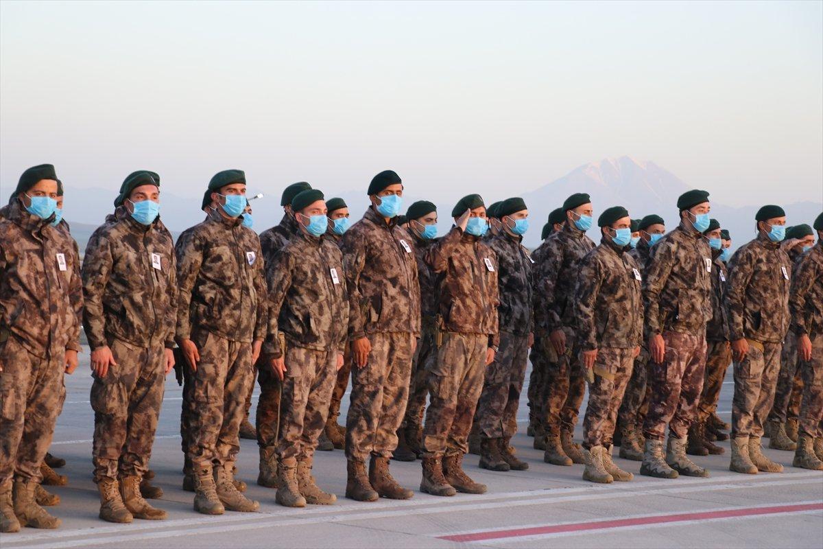 Ağrı şehidi memleketine uğurlandı