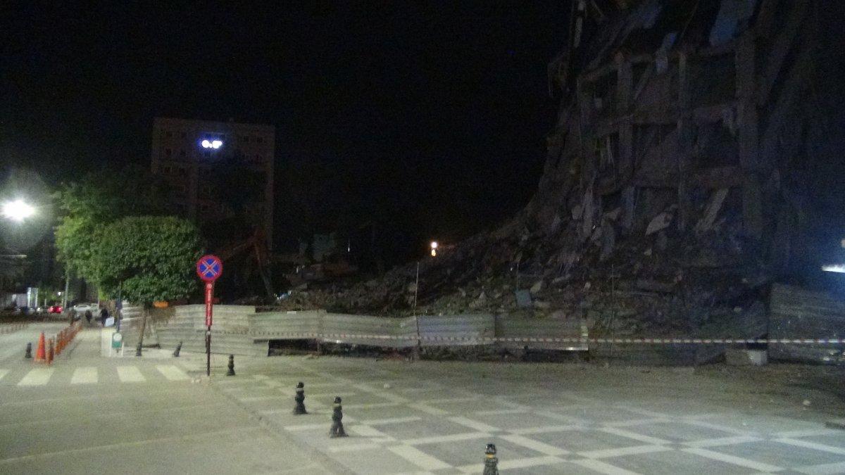 Şanlıurfa’da hırsızlar gece bekçisini hortumla döverek bayılttı