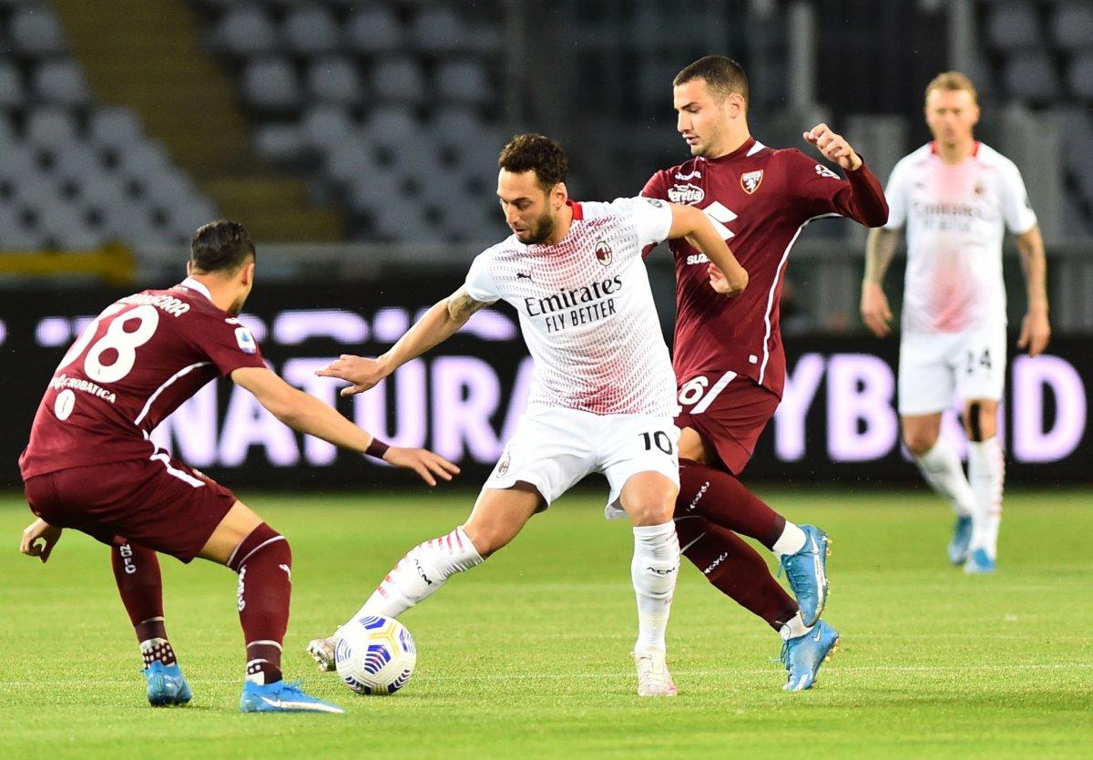 Hakan Çalhanoğlu Juventus’a doğru