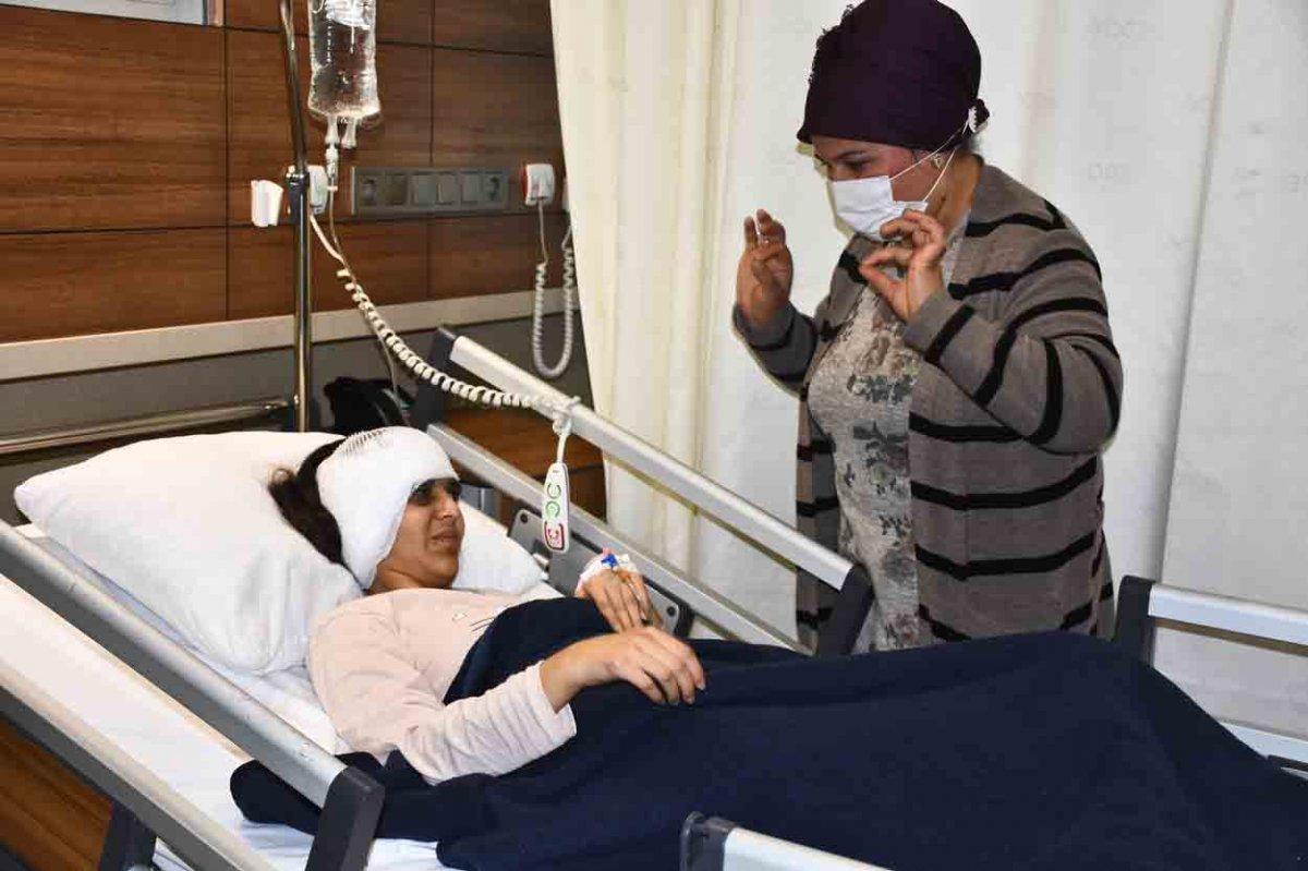 Doğuştan engelli Rabia Demir 22 yıl sonra duymaya başladı