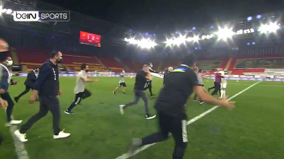 Beşiktaş'ın şampiyon olduğu an