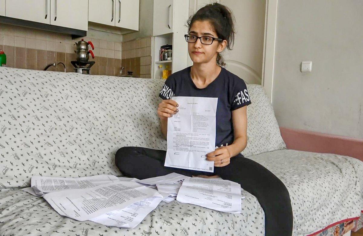 Antalya'da genç kadın odun ve hortumla şiddet gördü