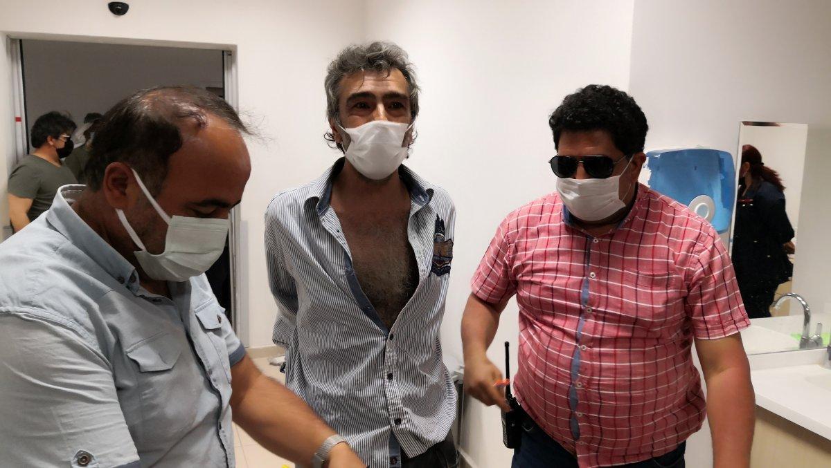 Aksaray'da aldatıldığını öne sürdüğü eşini bıçakladı