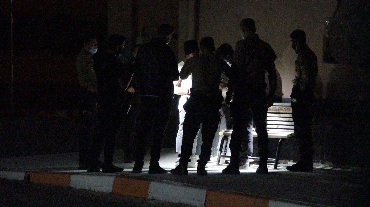 Çorum'da kaleye tırmanan alkollü polisi alarma geçirdi