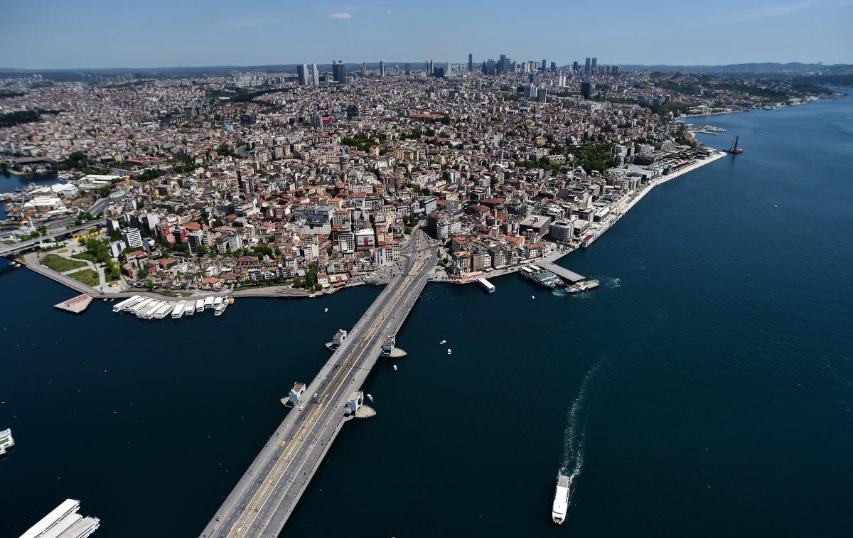 İstanbul'un tarihi ve turistik yerleri havadan görüntülendi