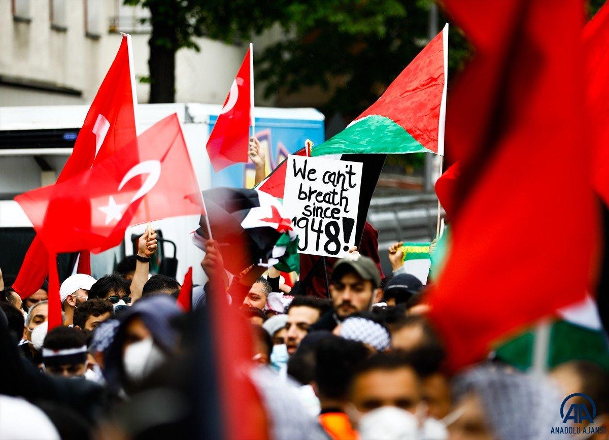 Berlin’de Filistin’e destek mitingleri