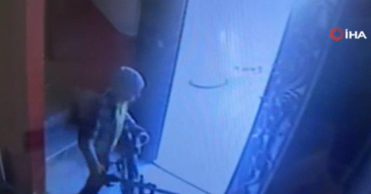 Çekmeköy'de ayakkabı çalan çocuklar