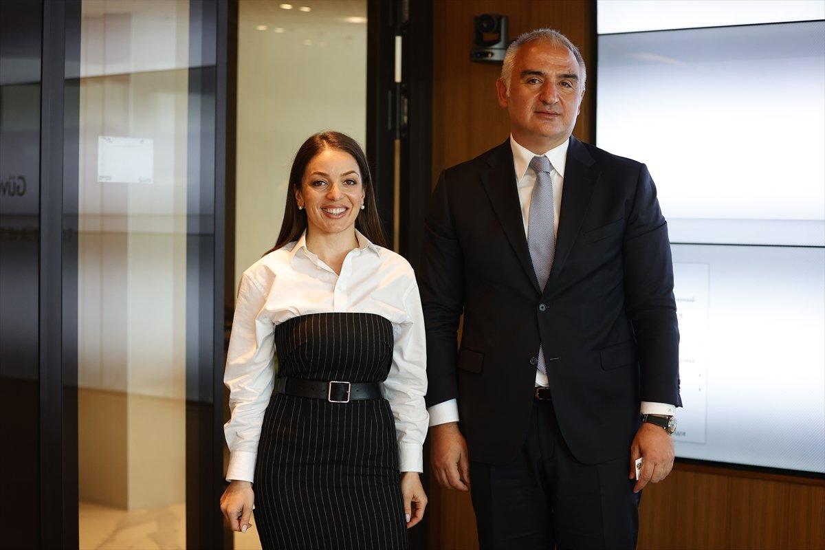 Mehmet Nuri Ersoy: Rusya hava trafiğini açılması talebini olumlu karşıladı