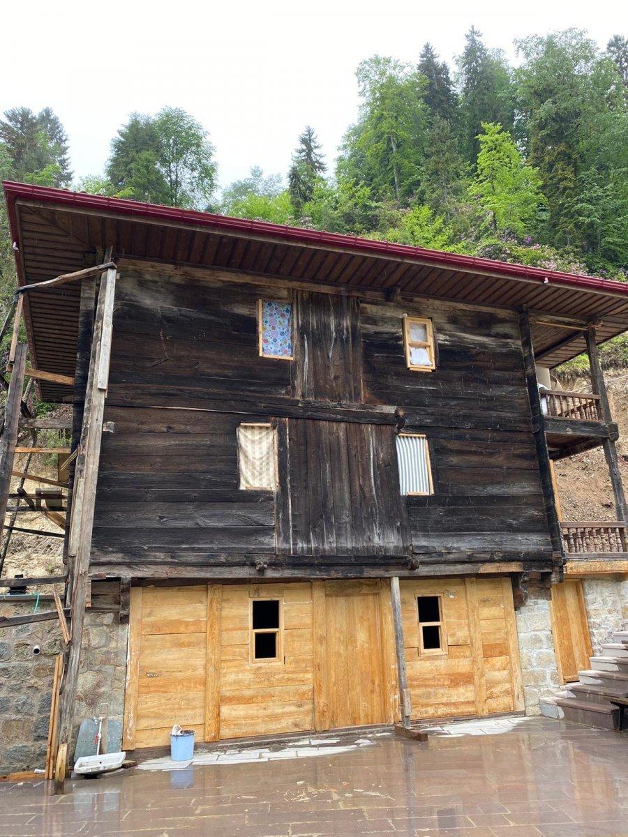 Rize'deki tarihi camii yeniden eski görünümüne kavuşturuldu