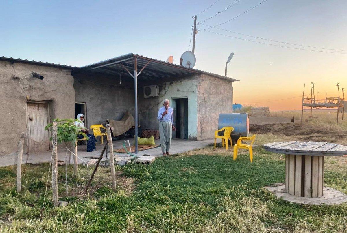 Şanlıurfa'da köpekleri ölen yaşlı çiftin gözyaşları