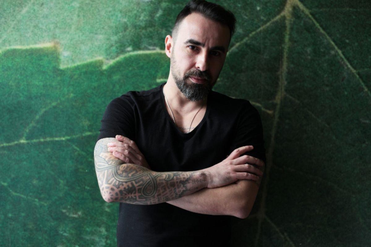 Hasan Hayyam'dan ilk roman: Hıyerofant