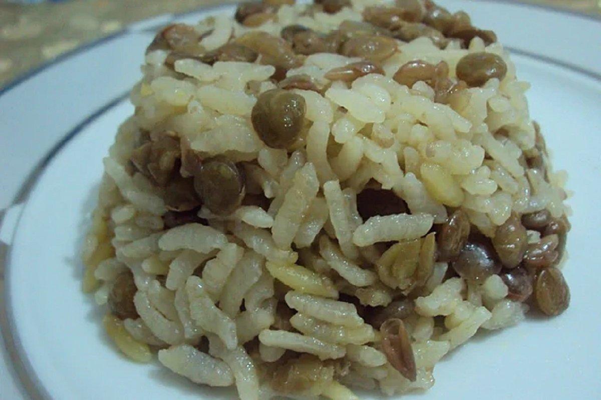 Yavru vatan Kıbrıs'a özgü: Mücendra pilavı tarifi