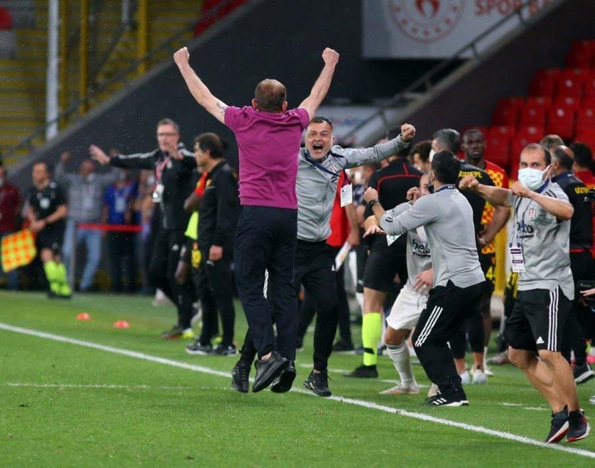 Sergen Yalçın: Soyunma odasında bağıra bağıra ağladım