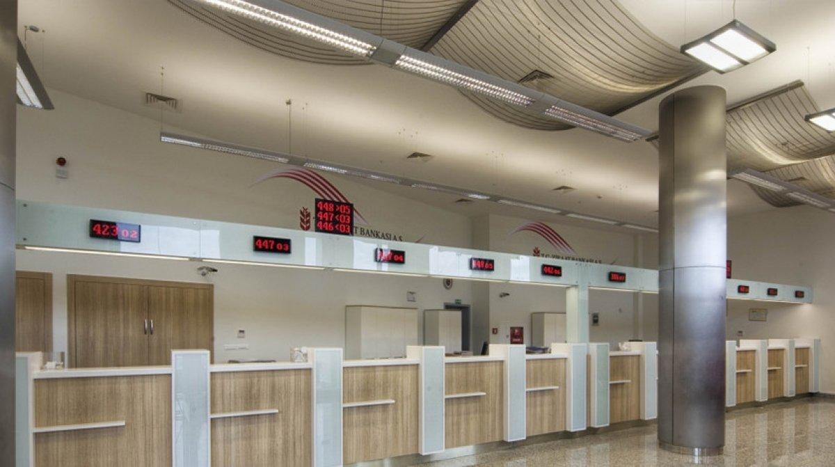 Kademeli normalleşmede bankalar kaçta açılıyor, kaçta kapanıyor?