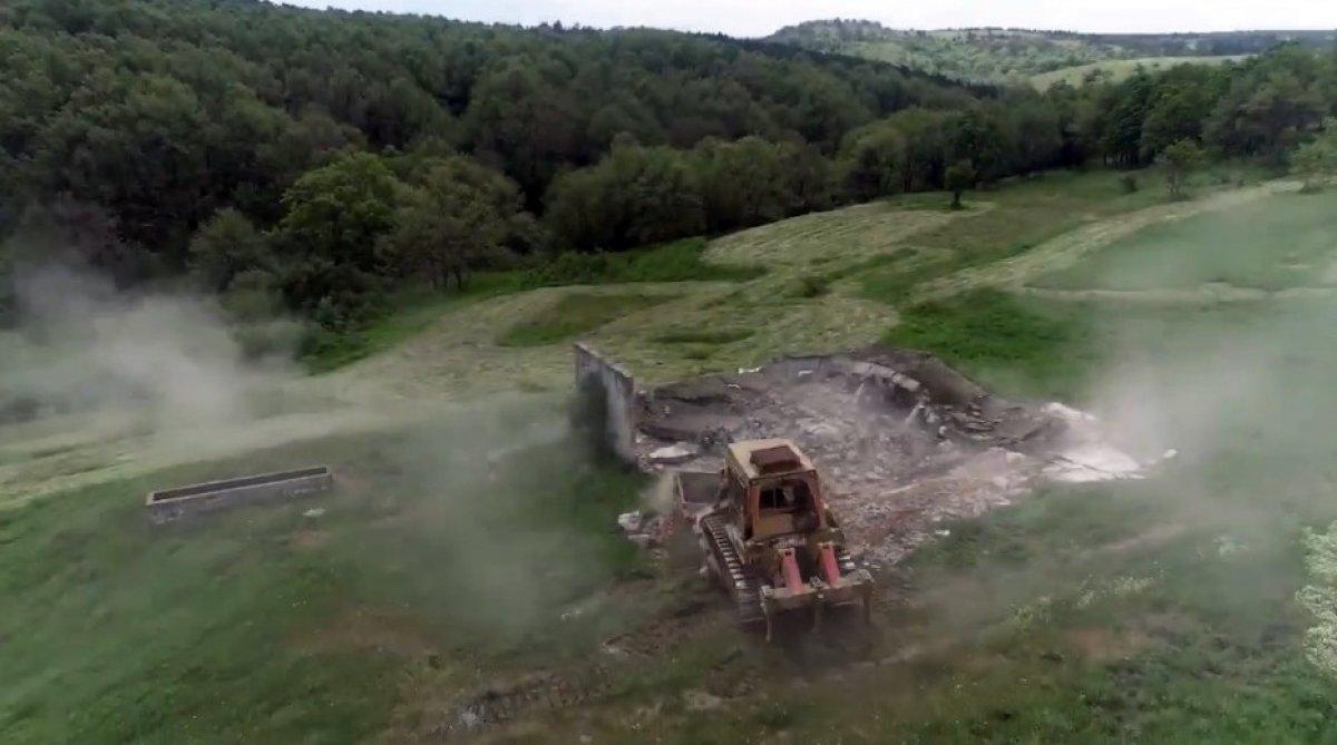 Edirne'deki kaçak yapılar yıkılıyor