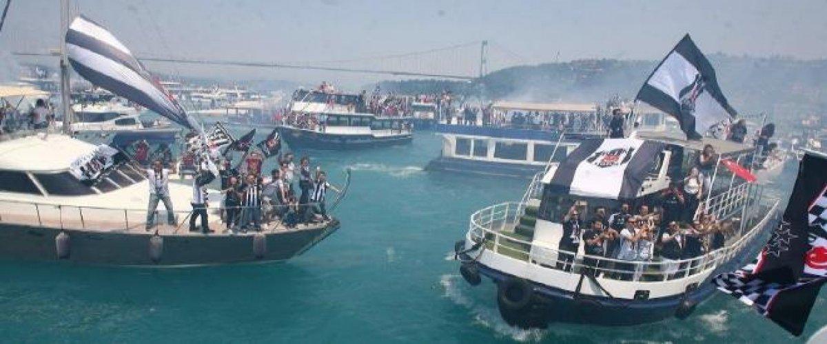 Şampiyonluk kutlanıyor: Kapadokya'da balonlar 'Beşiktaş' bayrakları ile havalandı