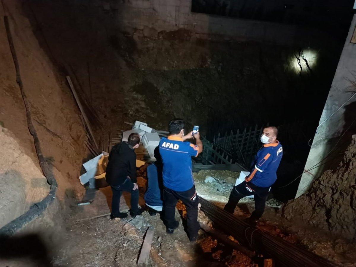 Kocaeli’de inşaat alanında toprak kaydı, 5 katlı bina boşaltıldı