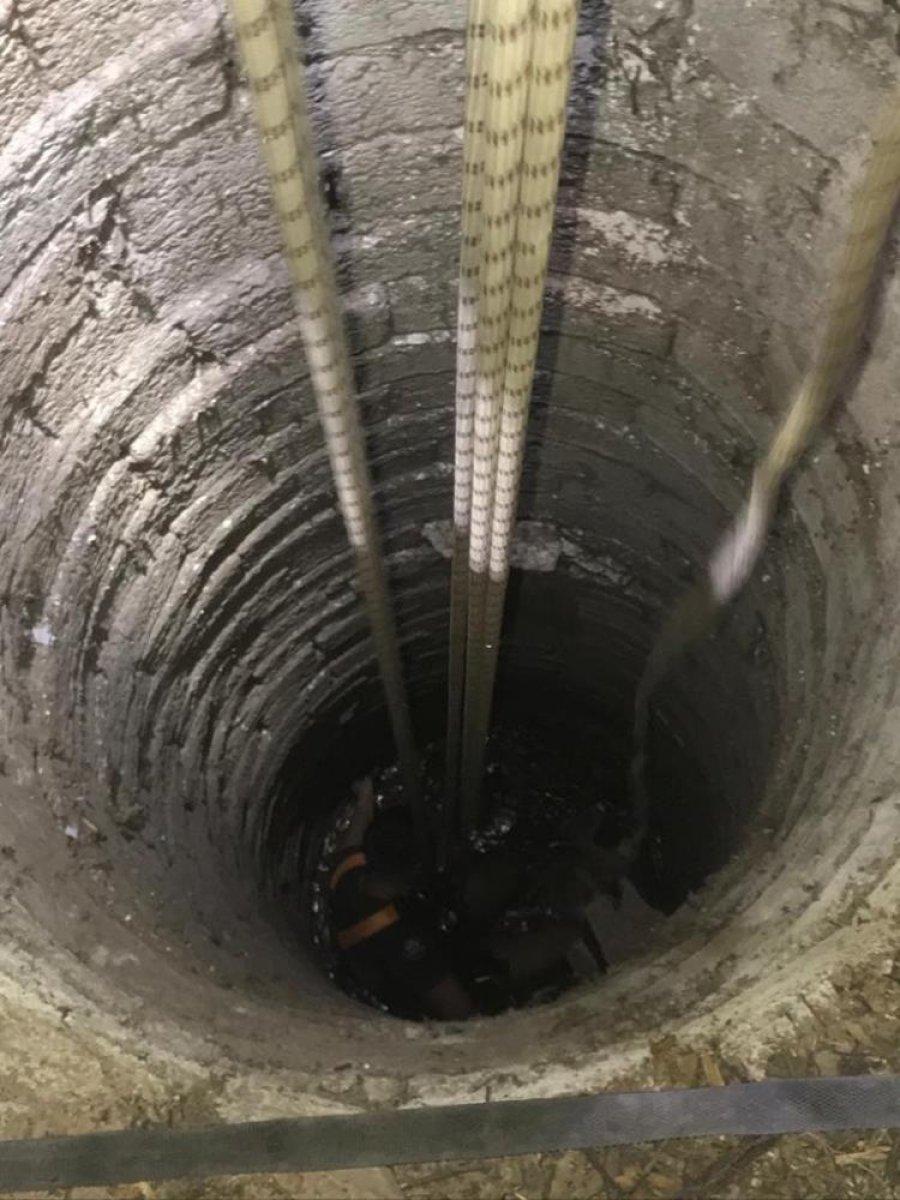 Elazığ’da su kuyusuna düşen koyun kurtarıldı